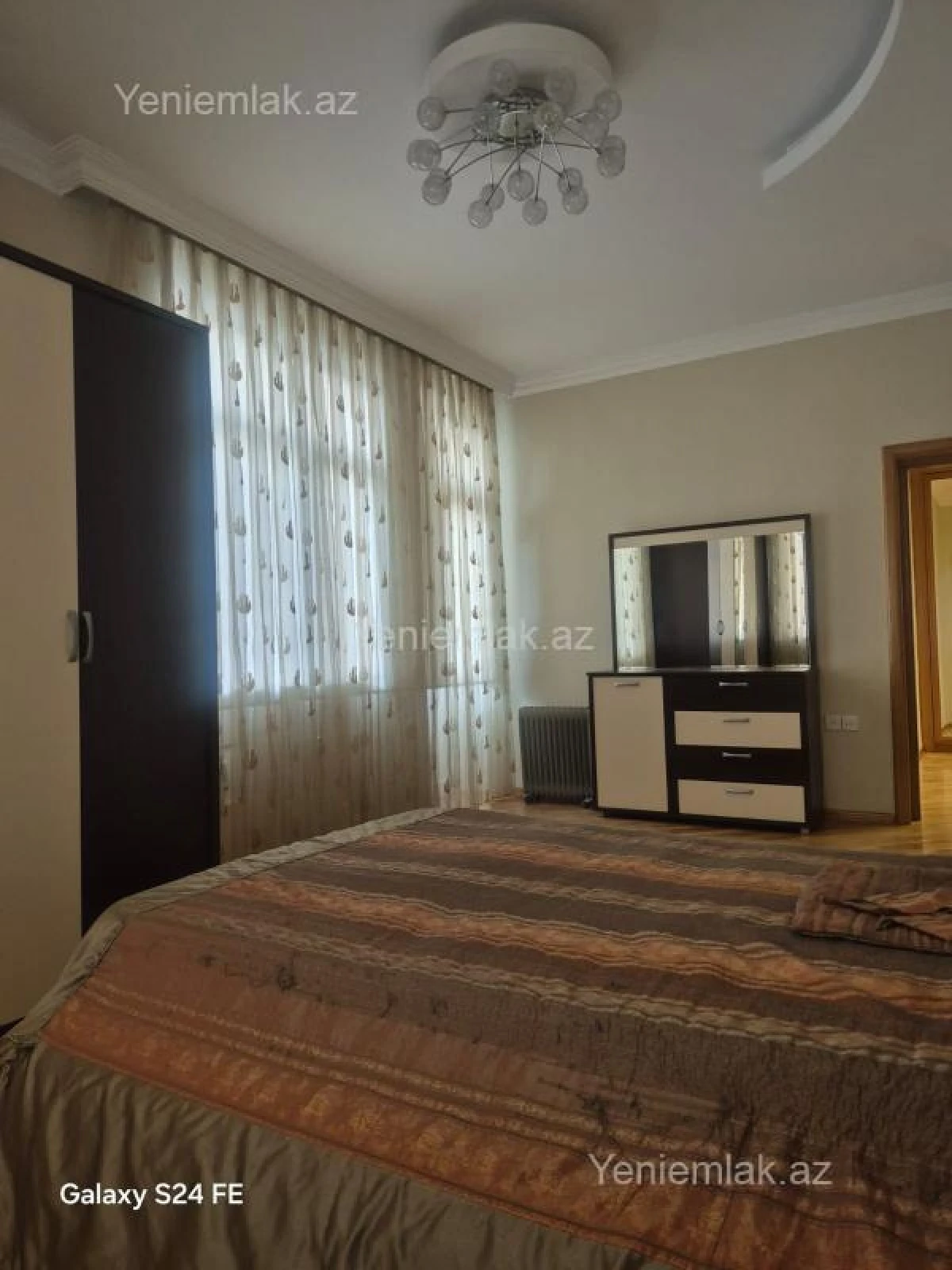 Satılır 3 otaqlı yeni tikili 135 m²
