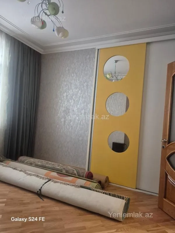 Satılır 3 otaqlı yeni tikili 135 m²