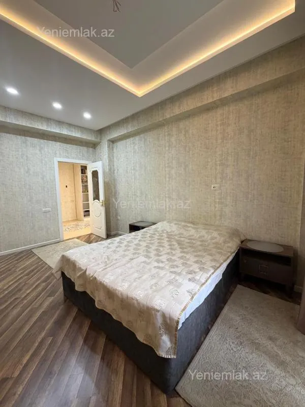 Satılır 2 otaqlı yeni tikili 70 m²