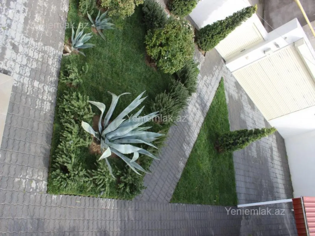 Satılır 4 otaqlı həyət evi 161 m²
