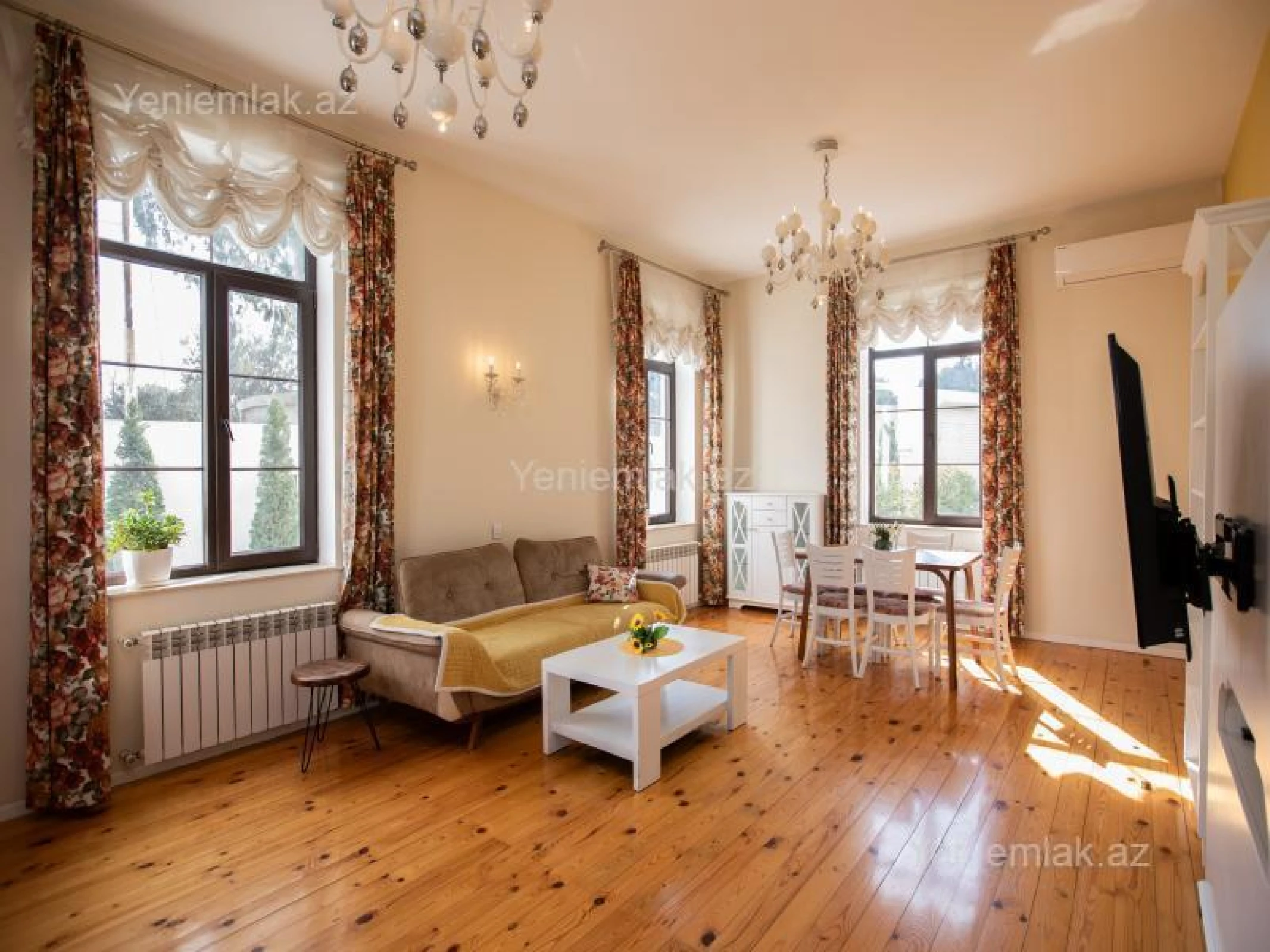 Satılır 4 otaqlı həyət evi 161 m²