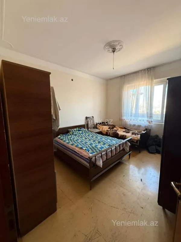 Satılır 2 otaqlı köhnə tikili 56 m²