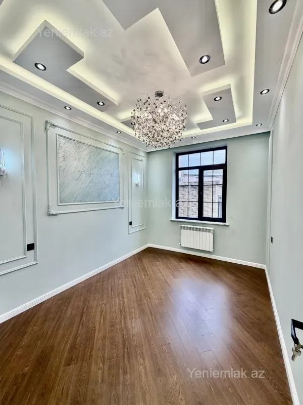 Satılır 5 otaqlı həyət evi 200 m²