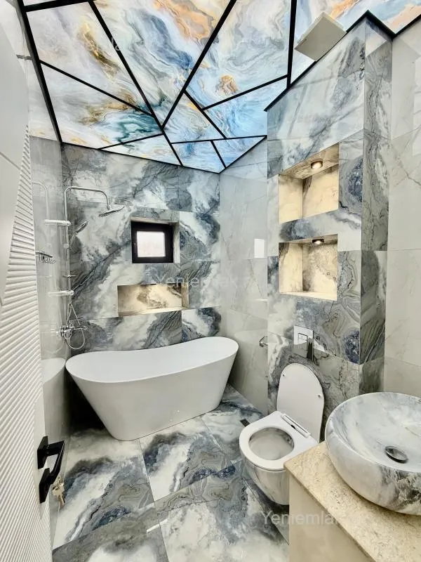 Satılır 5 otaqlı həyət evi 200 m²