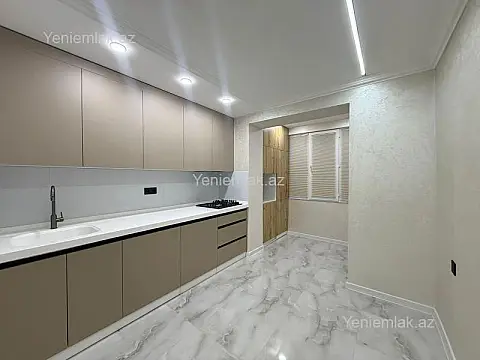 Satılır 3 otaqlı köhnə tikili 80 m²