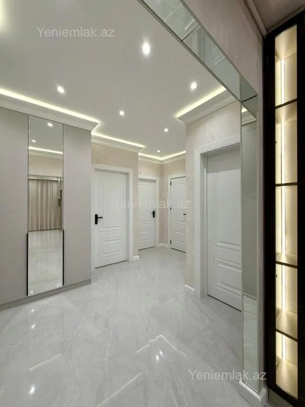 Satılır 3 otaqlı yeni tikili 77 m²
