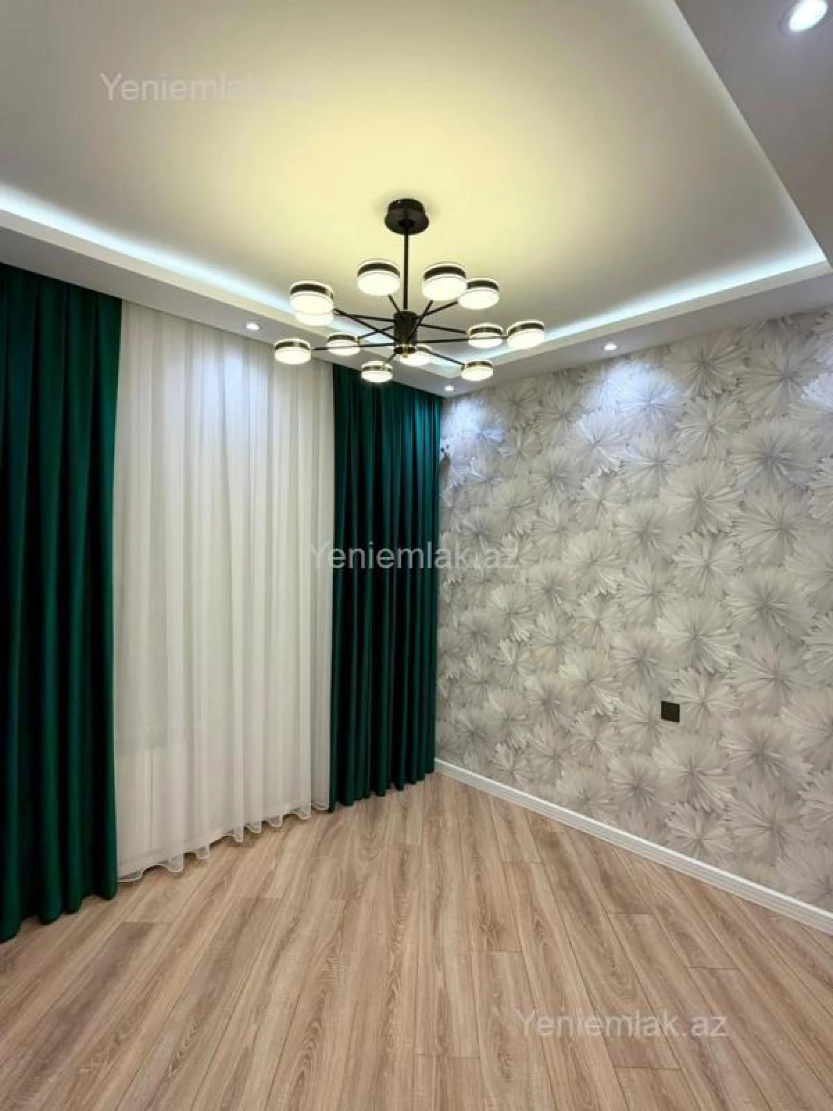 Satılır 3 otaqlı yeni tikili 77 m²