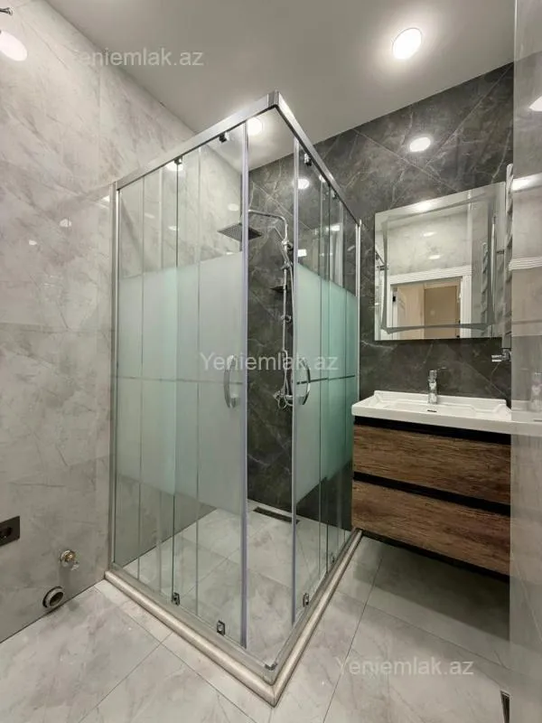 Satılır 3 otaqlı yeni tikili 77 m²