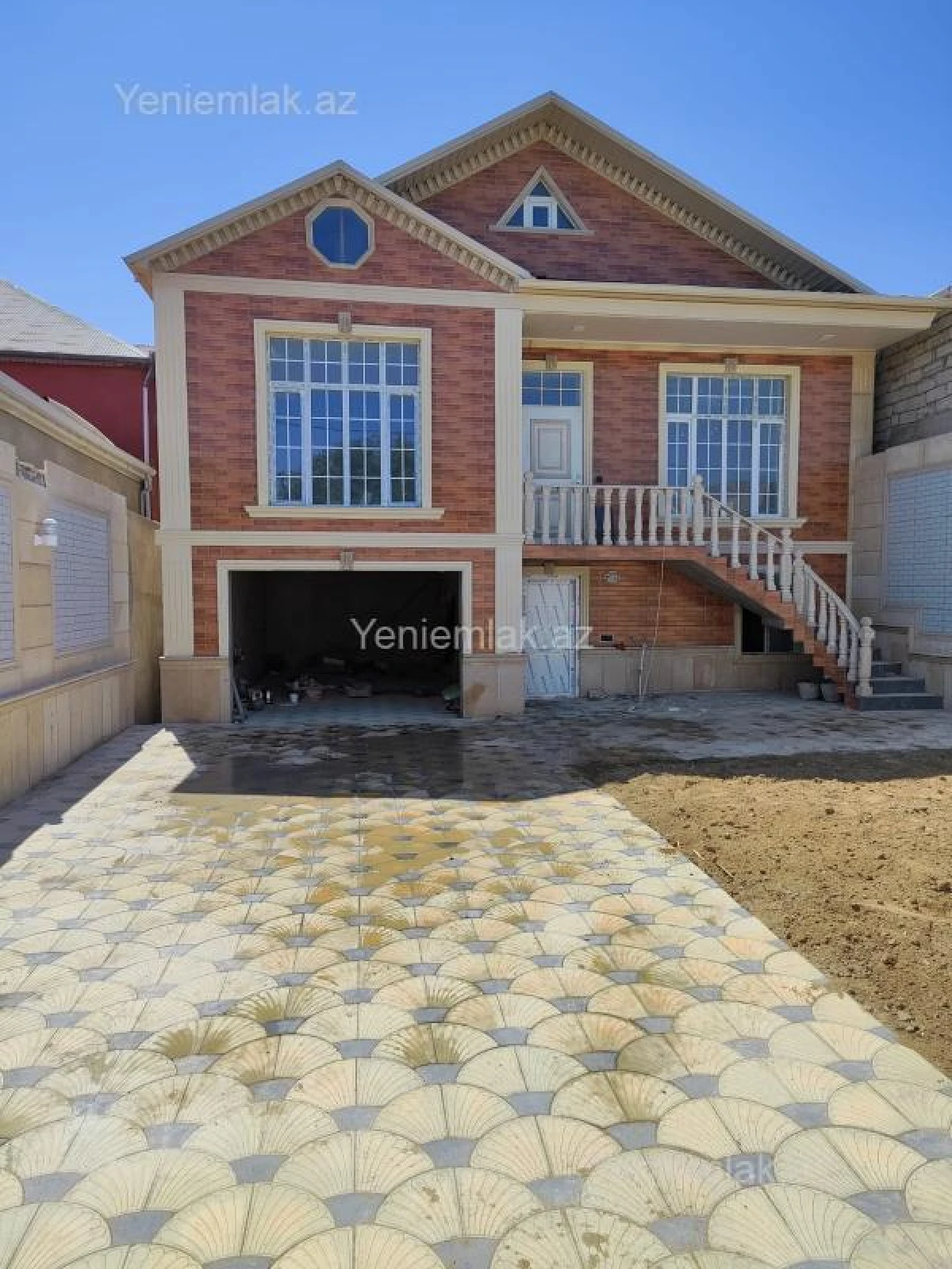 Satılır 4 otaqlı həyət evi 190 m²