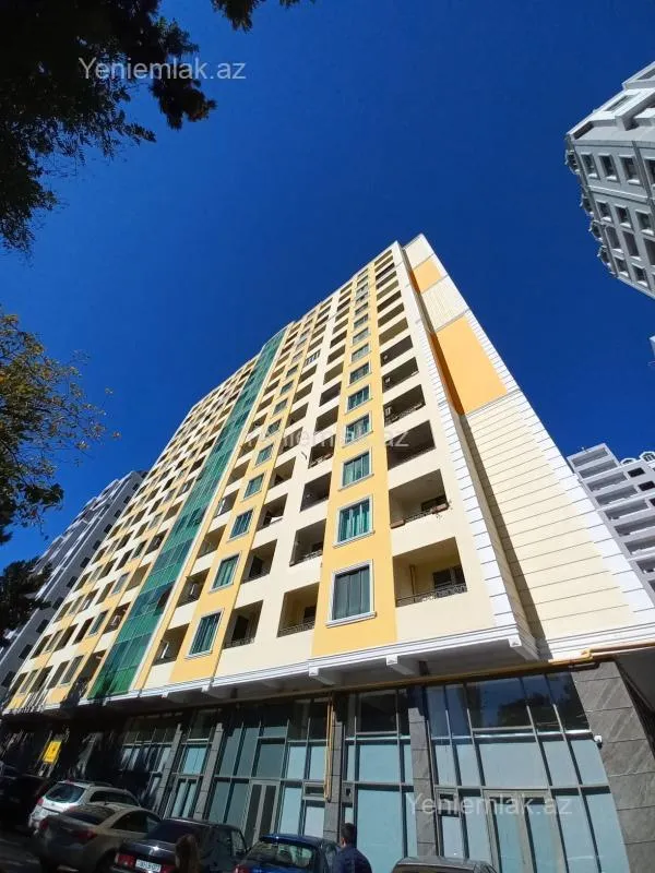 Satılır 4 otaqlı yeni tikili 190 m²