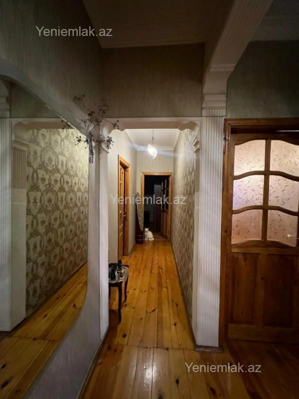 Satılır 5 otaqlı köhnə tikili 130 m²