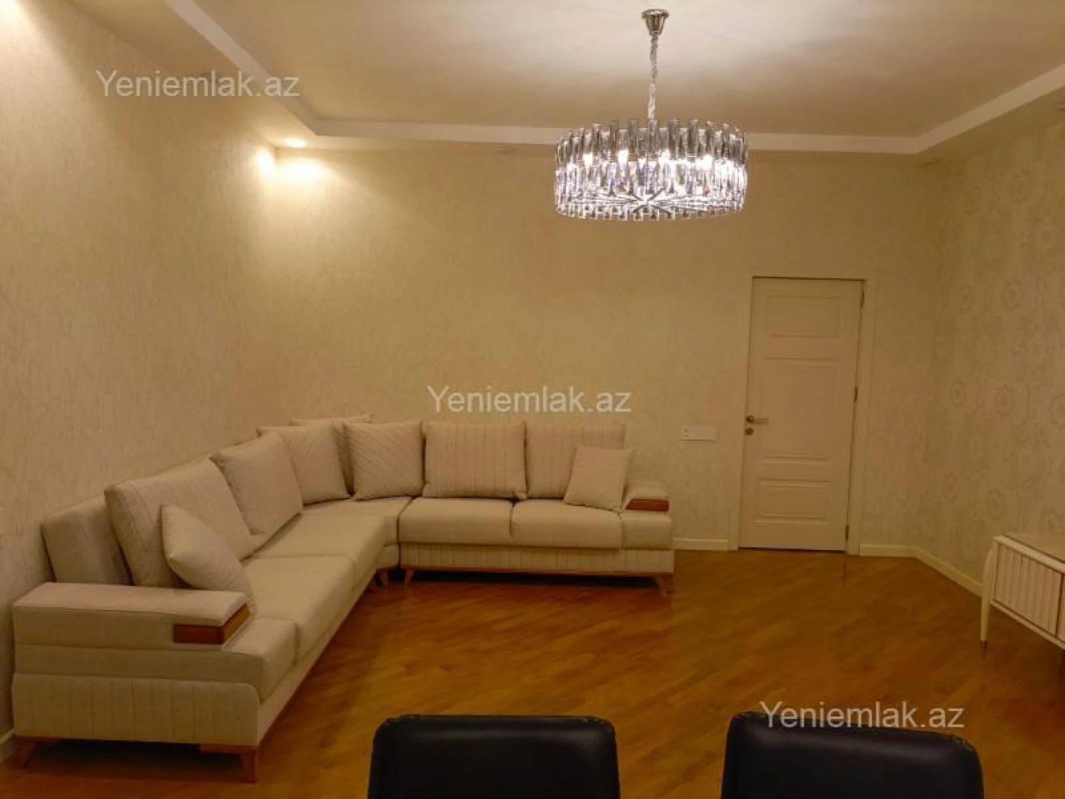 Satılır 3 otaqlı yeni tikili 115 m²