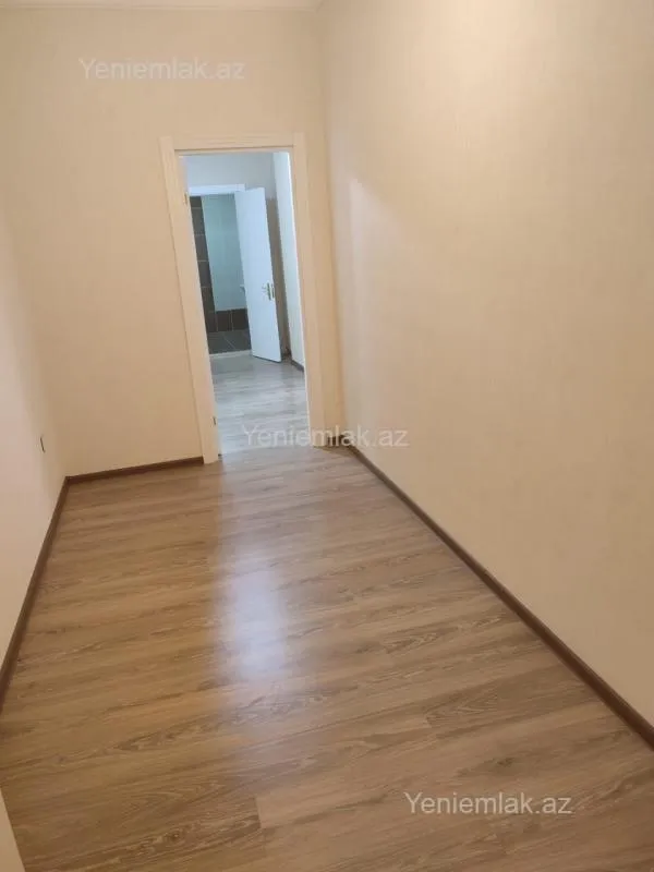Satılır 2 otaqlı yeni tikili 70 m²