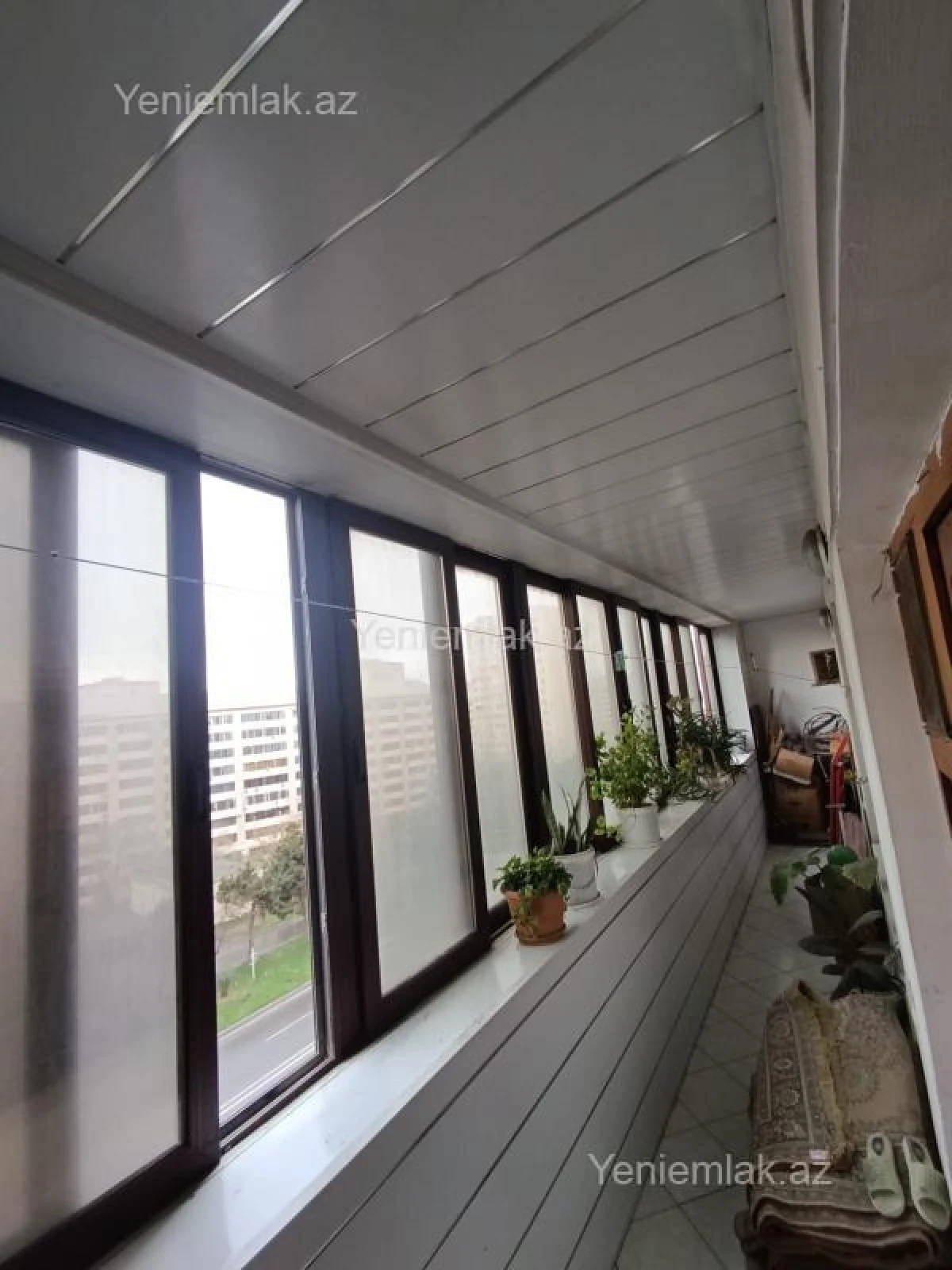 Satılır 5 otaqlı köhnə tikili 130 m²