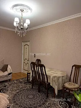 Satılır 2 otaqlı köhnə tikili 60 m²
