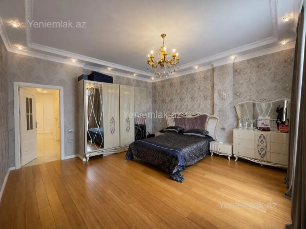 Satılır 3 otaqlı yeni tikili 185 m²