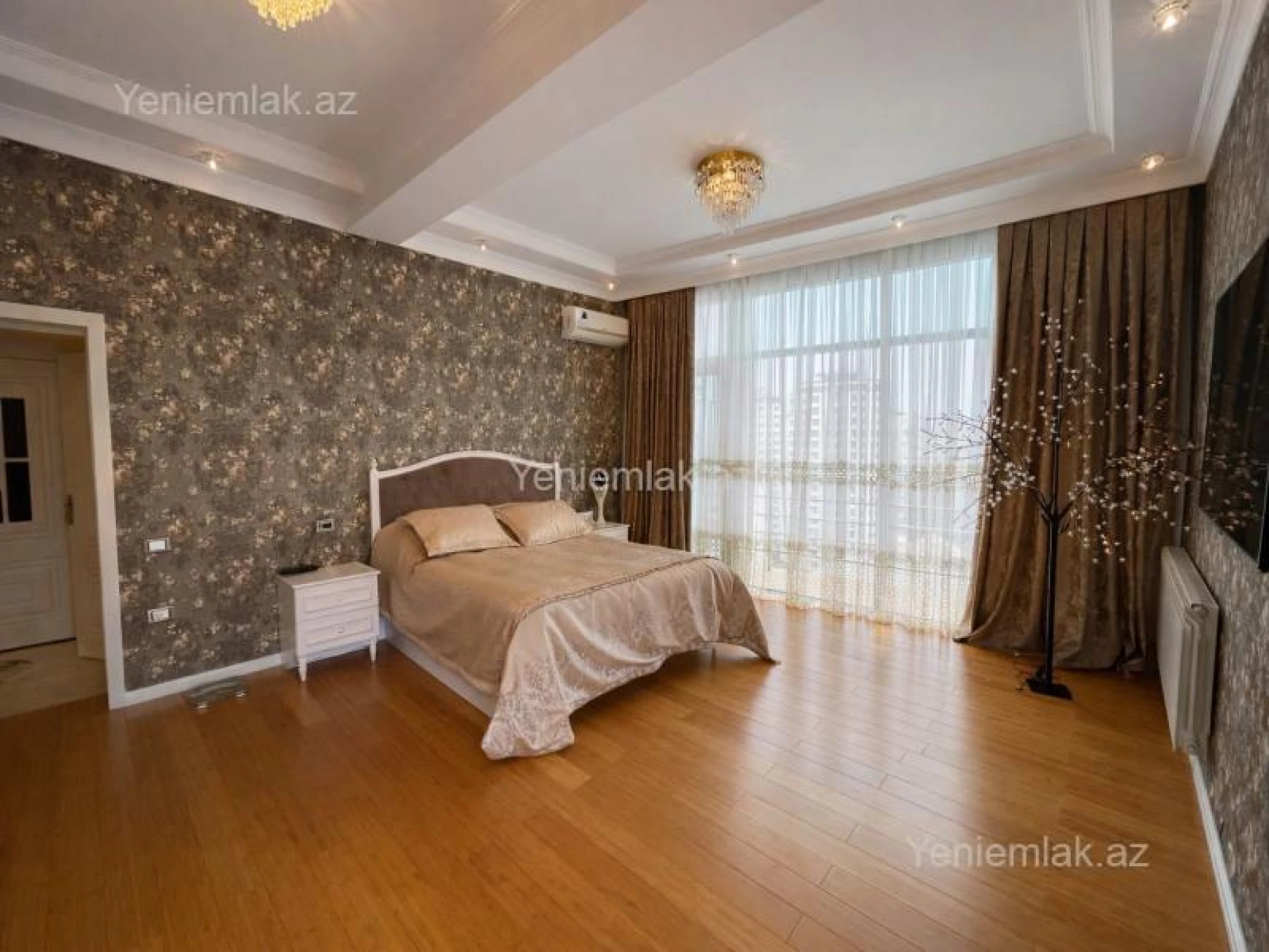 Satılır 3 otaqlı yeni tikili 185 m²