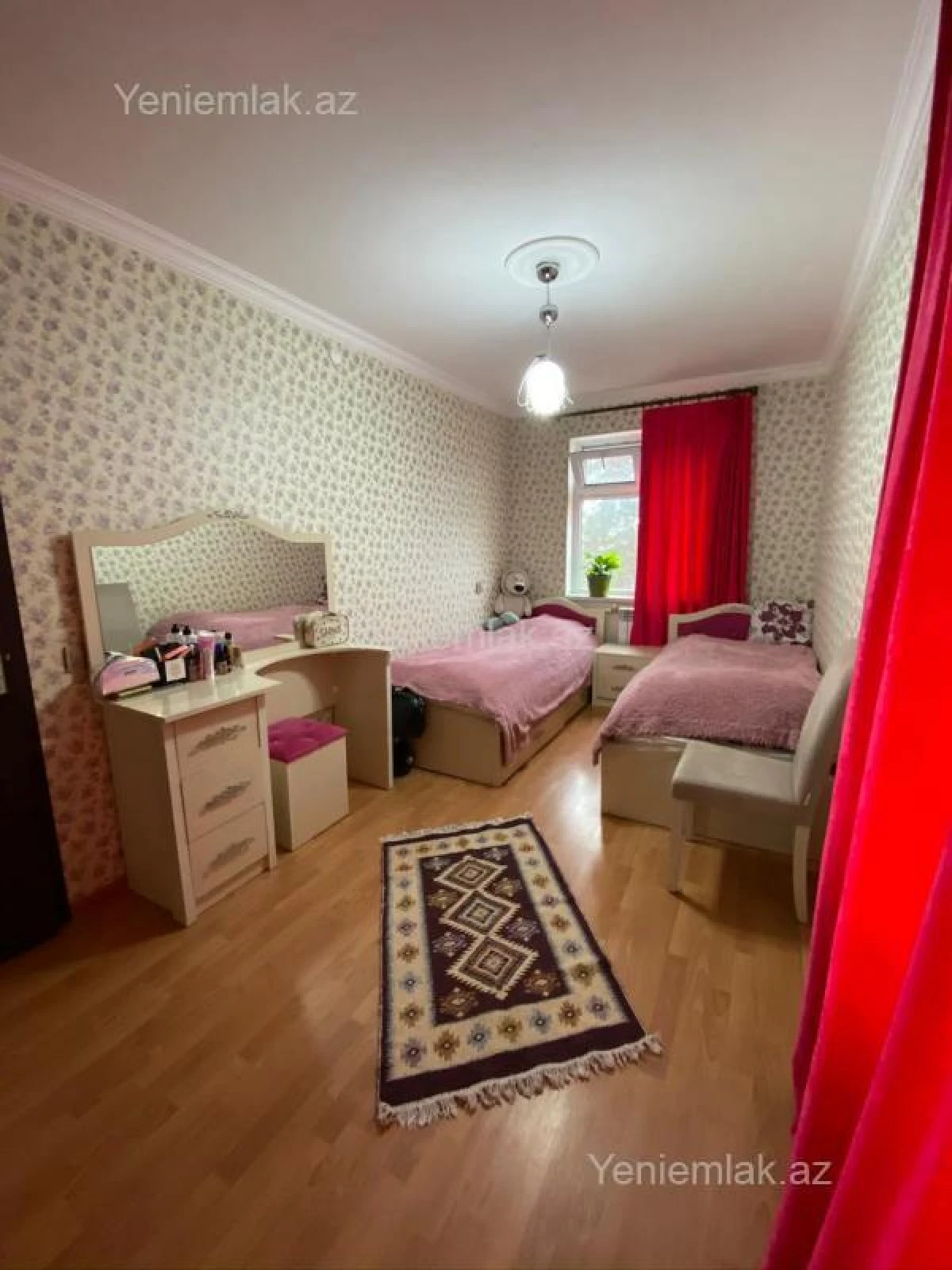 Satılır 3 otaqlı köhnə tikili 50 m²