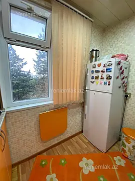 Satılır 3 otaqlı köhnə tikili 50 m² — Bakı, Nizami 3 otaq 50.00 m²