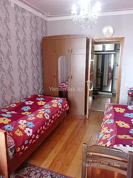Satılır 3 otaqlı köhnə tikili 85 m²