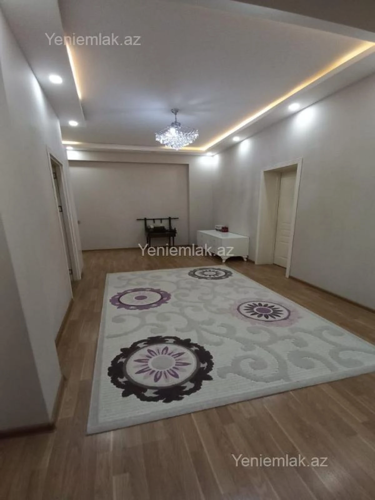 Satılır 4 otaqlı yeni tikili 130 m²