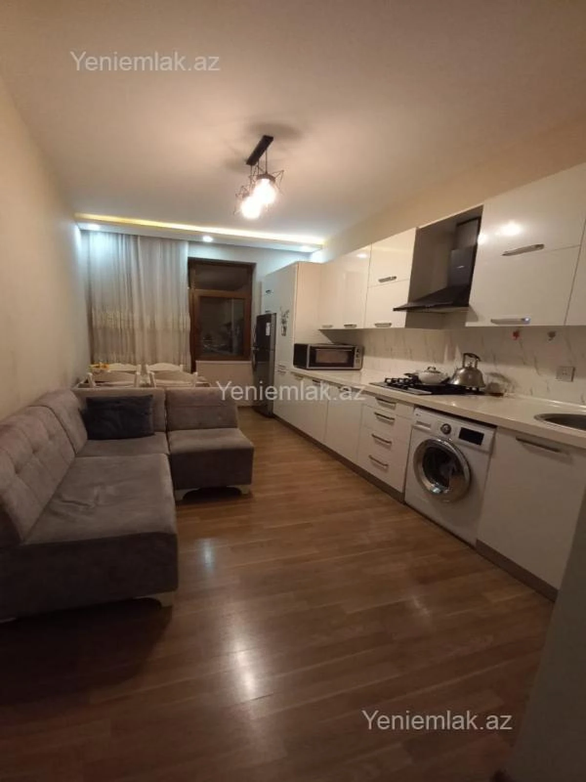 Satılır 4 otaqlı yeni tikili 130 m²