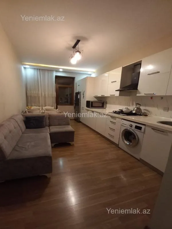 Satılır 4 otaqlı yeni tikili 130 m²