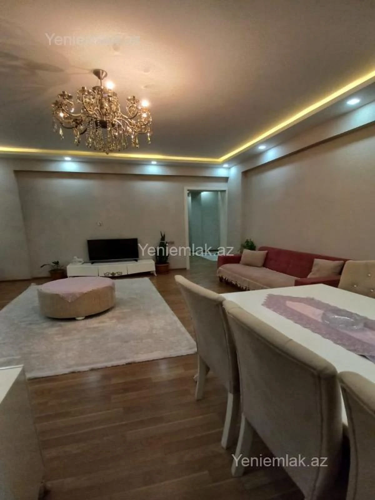 Satılır 4 otaqlı yeni tikili 130 m²