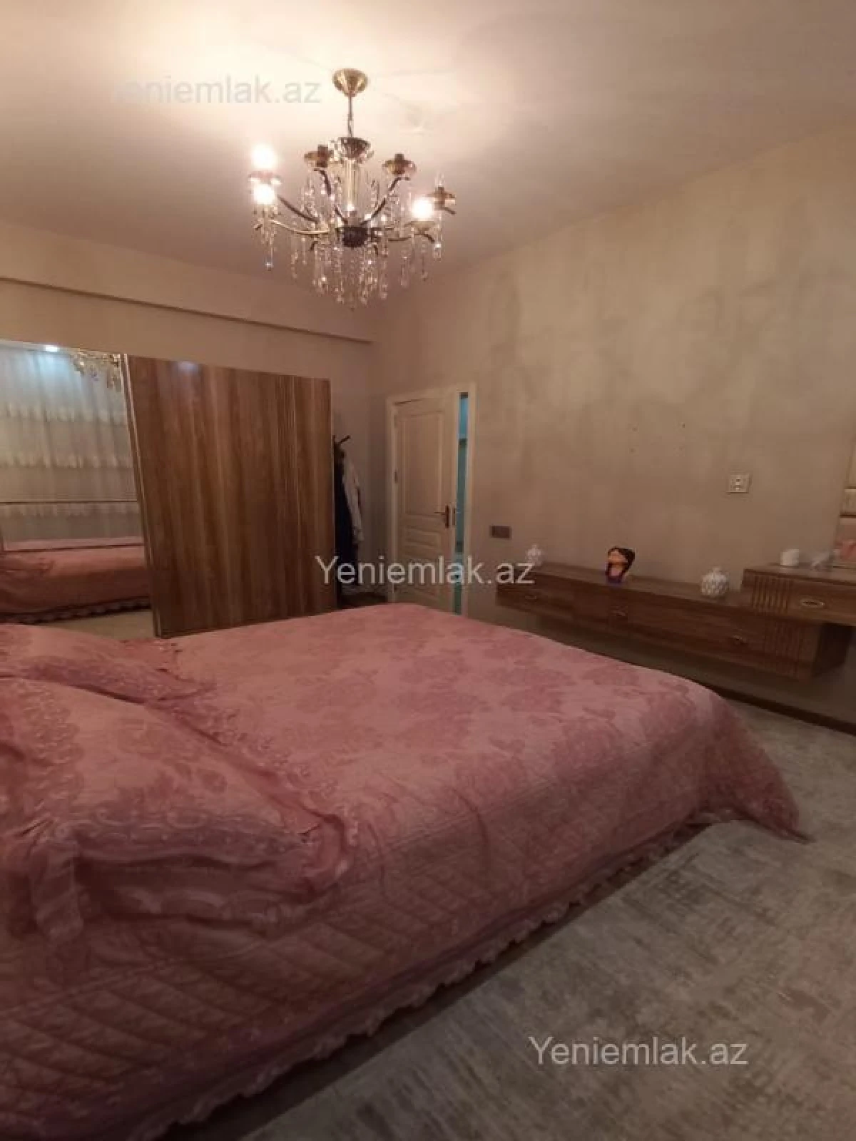 Satılır 4 otaqlı yeni tikili 130 m²