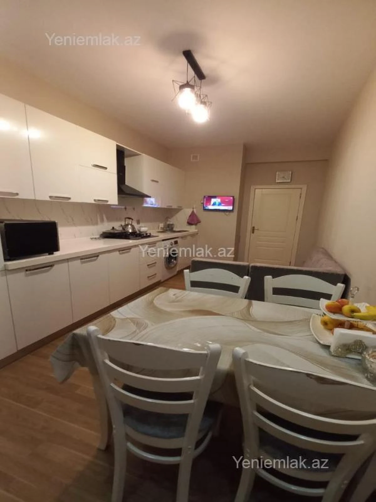 Satılır 4 otaqlı yeni tikili 130 m²