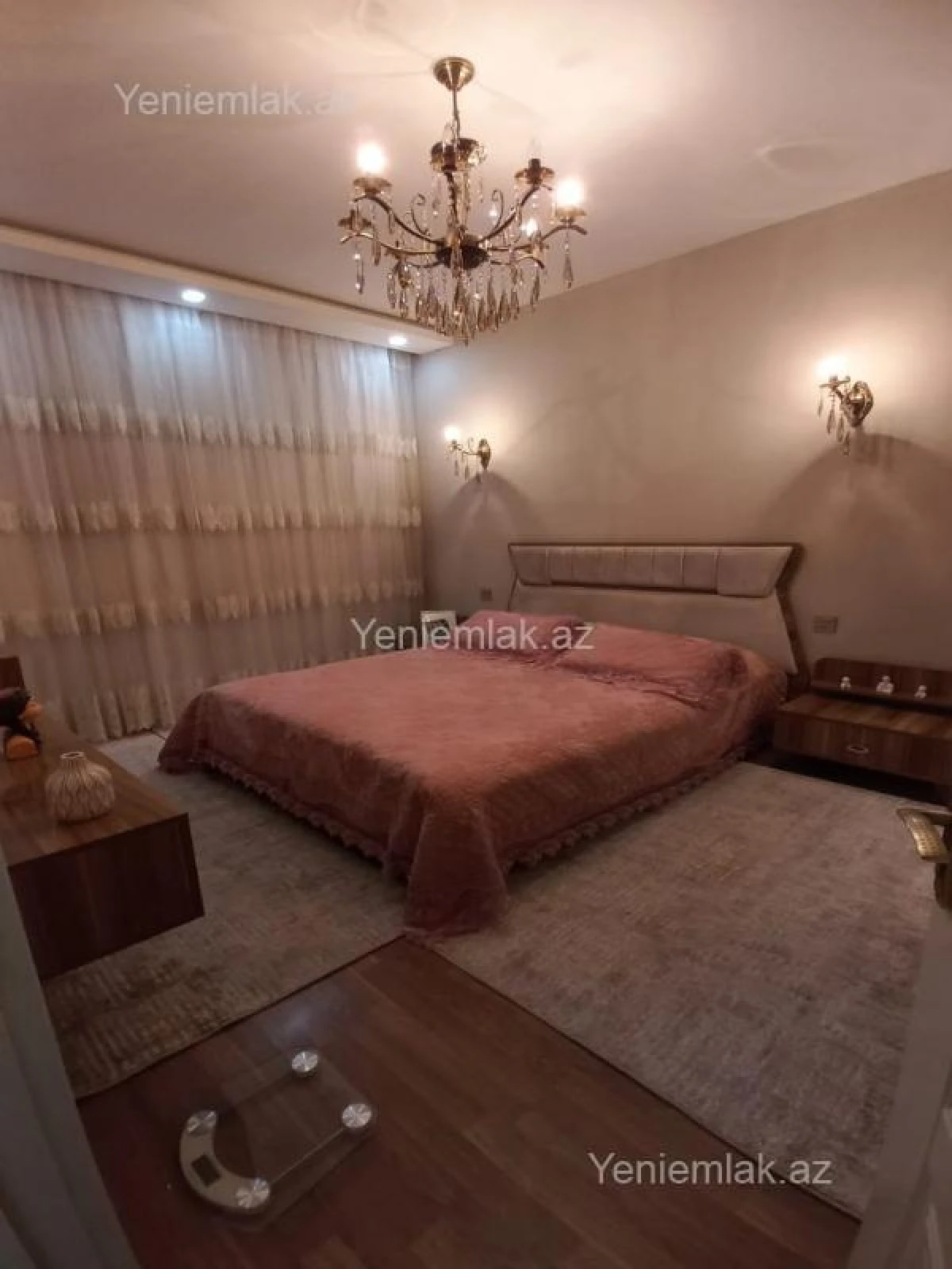 Satılır 4 otaqlı yeni tikili 130 m²