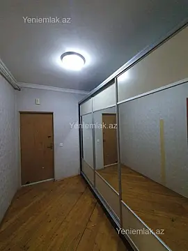 Satılır 5 otaqlı köhnə tikili 120 m²