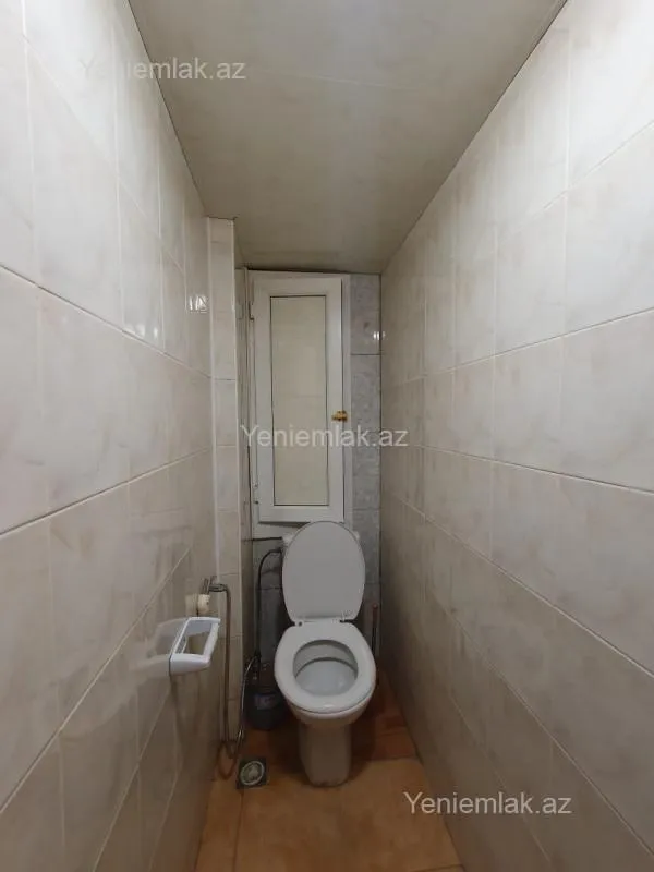 Satılır 5 otaqlı köhnə tikili 120 m²
