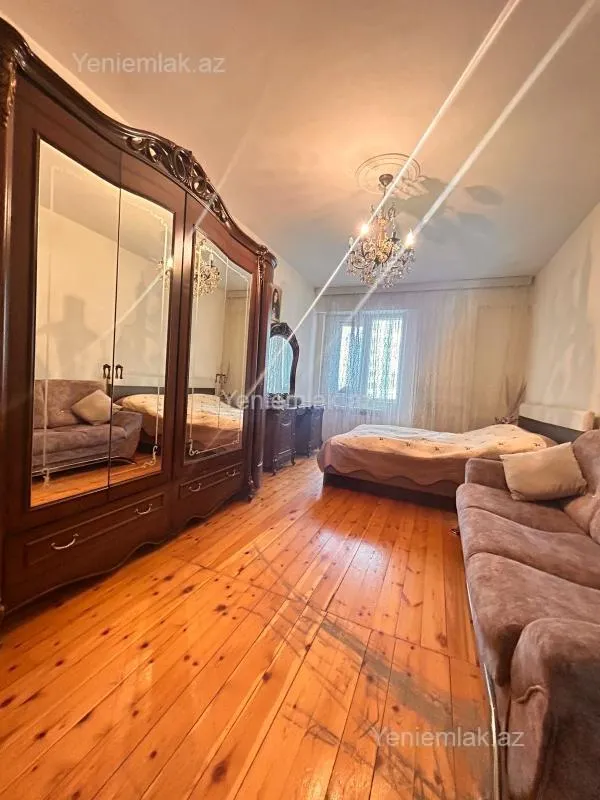 Satılır 3 otaqlı yeni tikili 85 m²