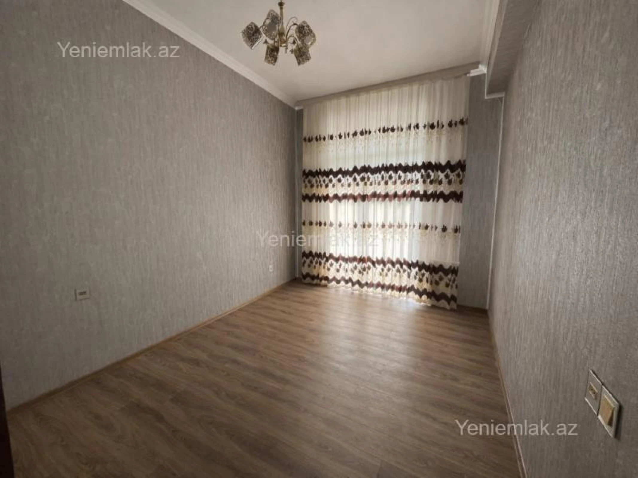 Satılır 3 otaqlı yeni tikili 90 m²