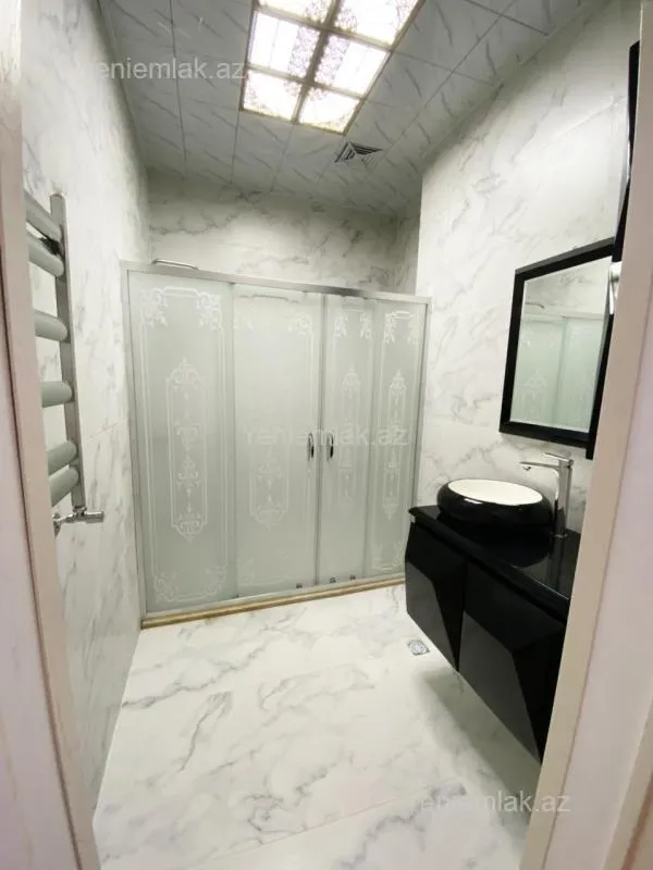 Satılır 3 otaqlı yeni tikili 103 m²