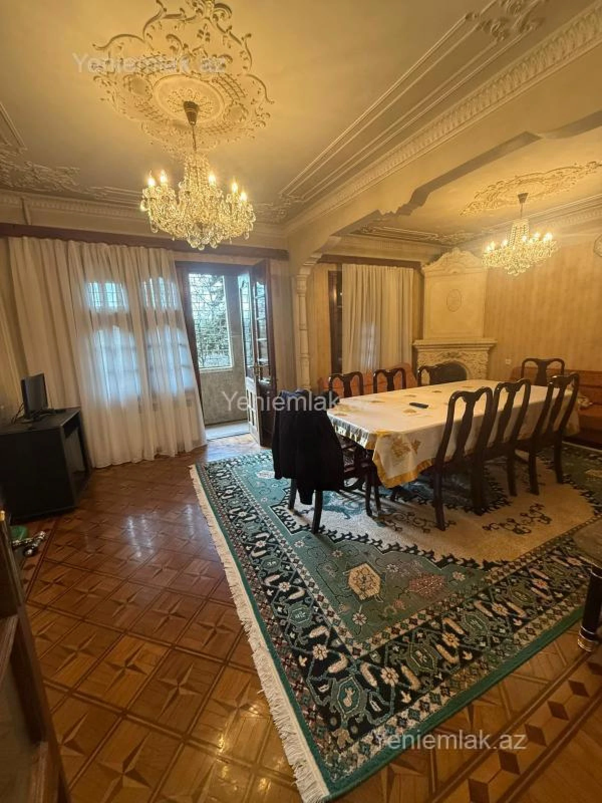Satılır 4 otaqlı köhnə tikili 120 m²