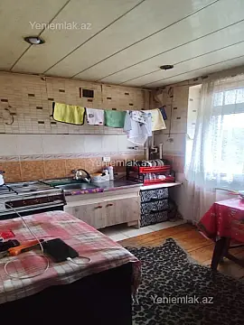Satılır 2 otaqlı köhnə tikili 55 m²