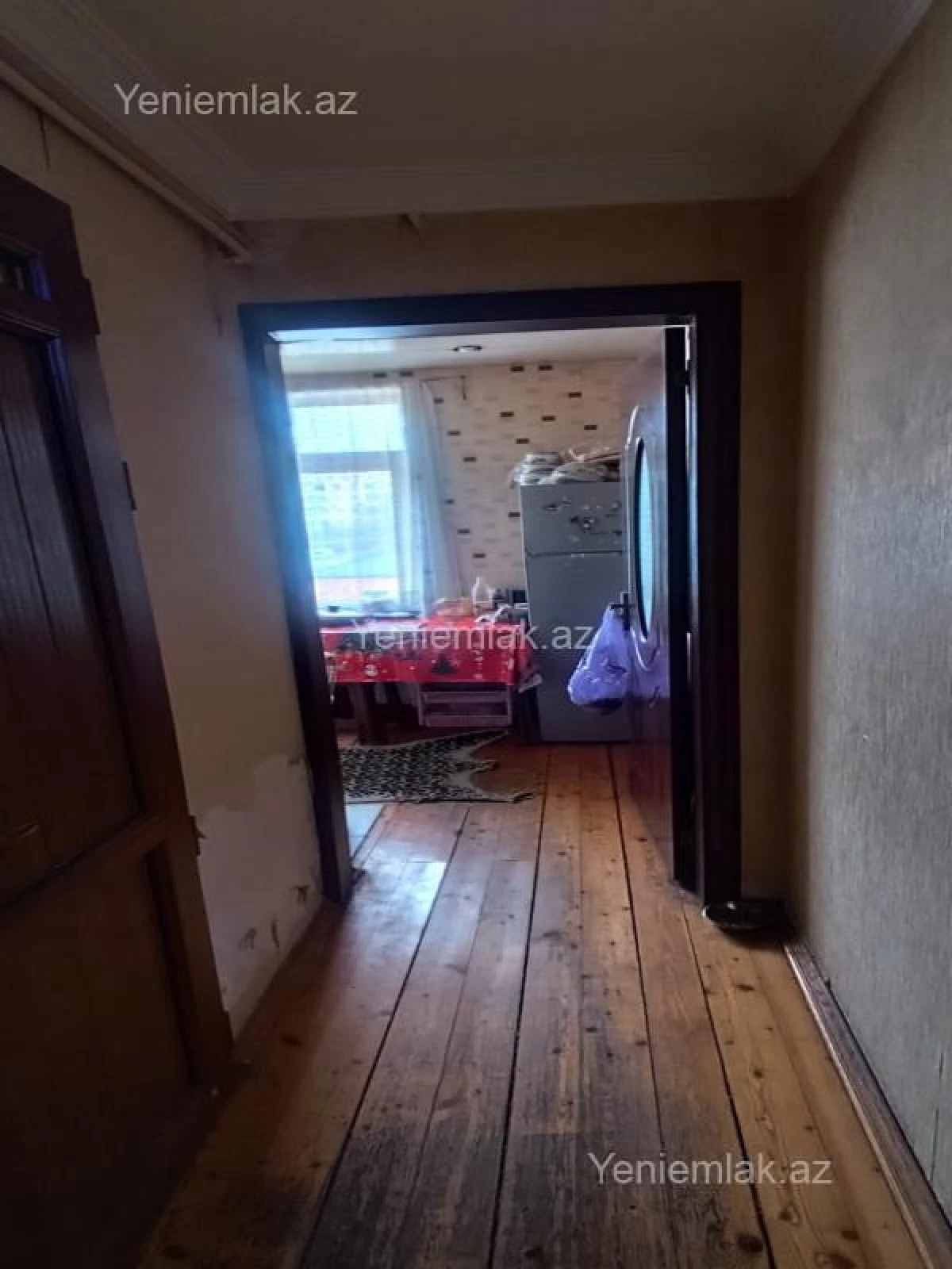 Satılır 2 otaqlı köhnə tikili 55 m²