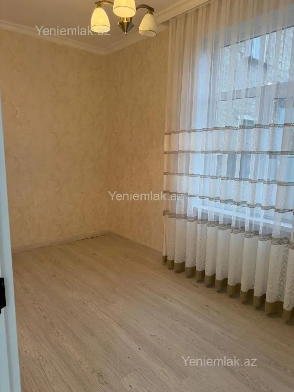 Satılır 3 otaqlı köhnə tikili 46 m²