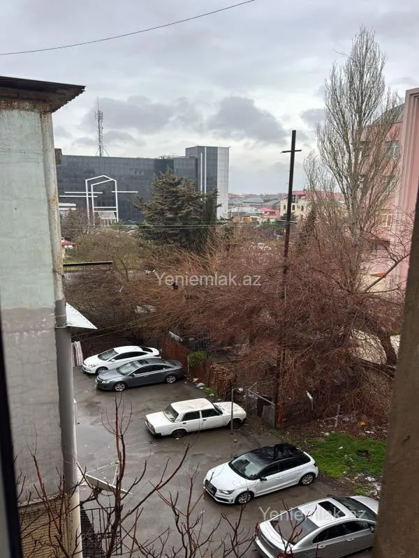 Satılır 3 otaqlı köhnə tikili 46 m²