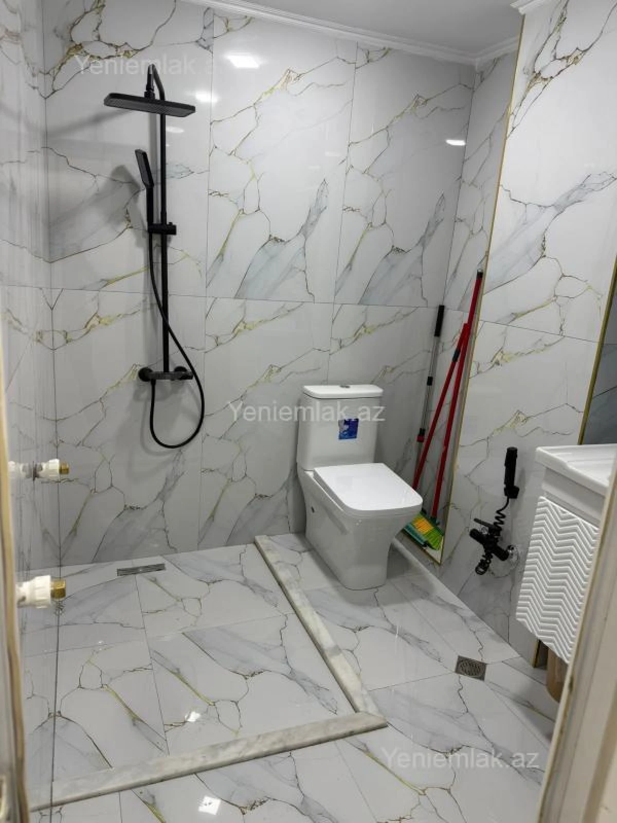Satılır 3 otaqlı köhnə tikili 46 m²