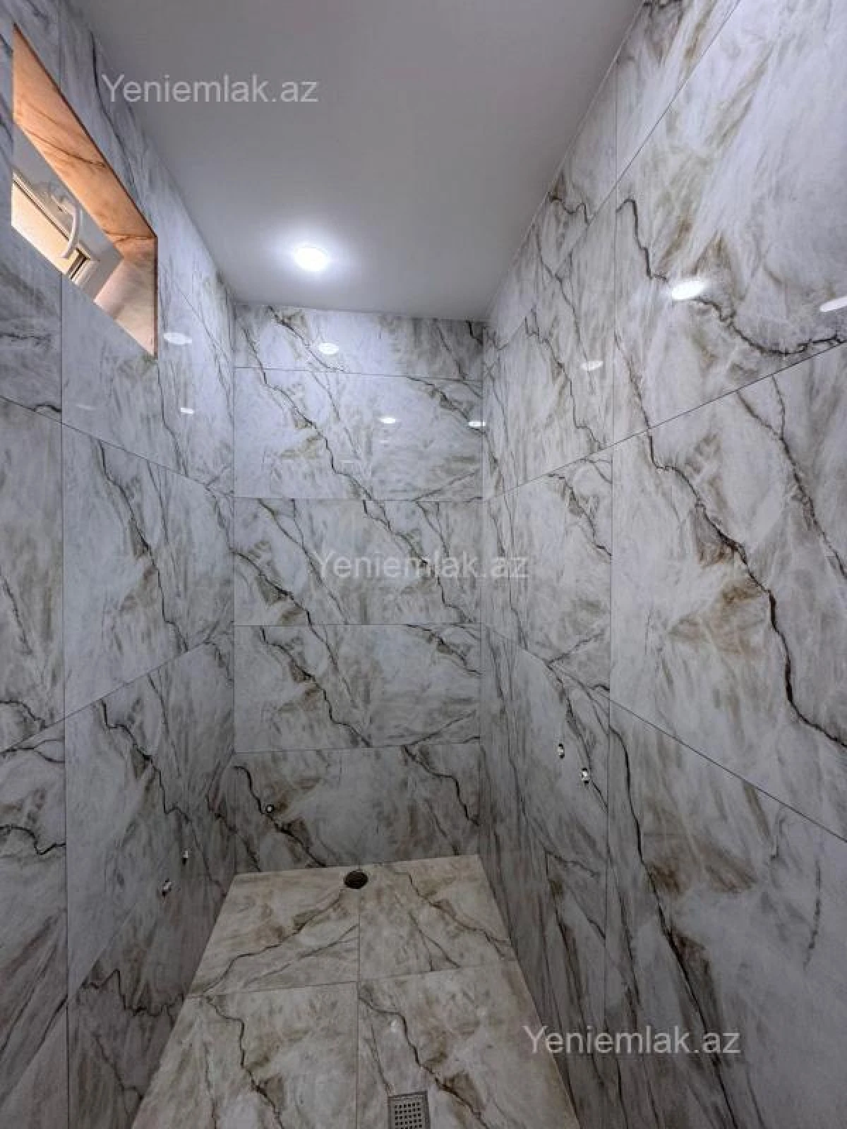 Satılır 4 otaqlı həyət evi 130 m²