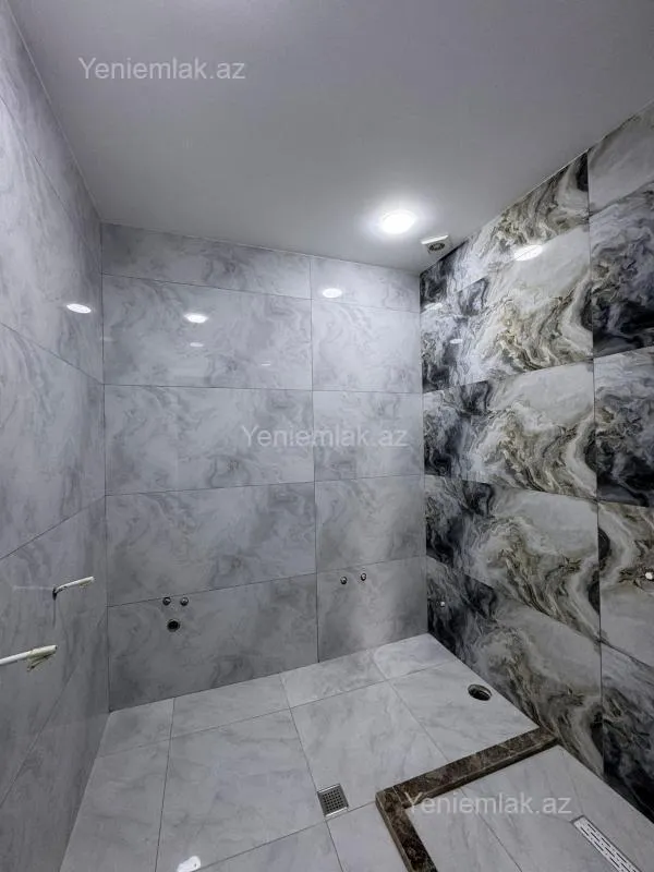 Satılır 4 otaqlı həyət evi 130 m²