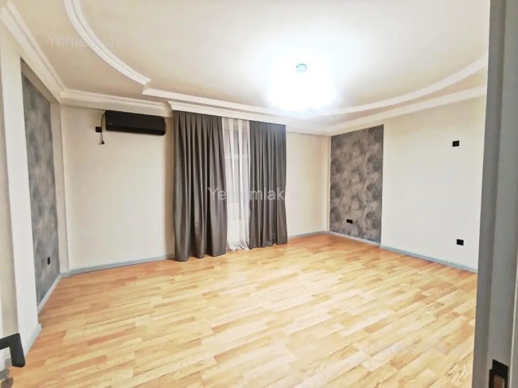 Satılır 2 otaqlı yeni tikili 100 m²