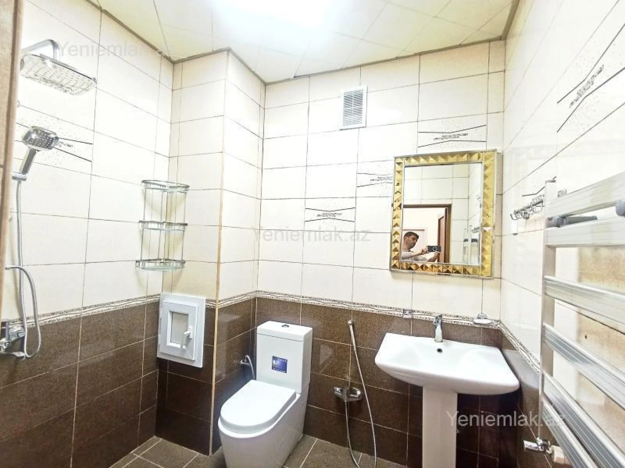 Satılır 2 otaqlı yeni tikili 100 m²