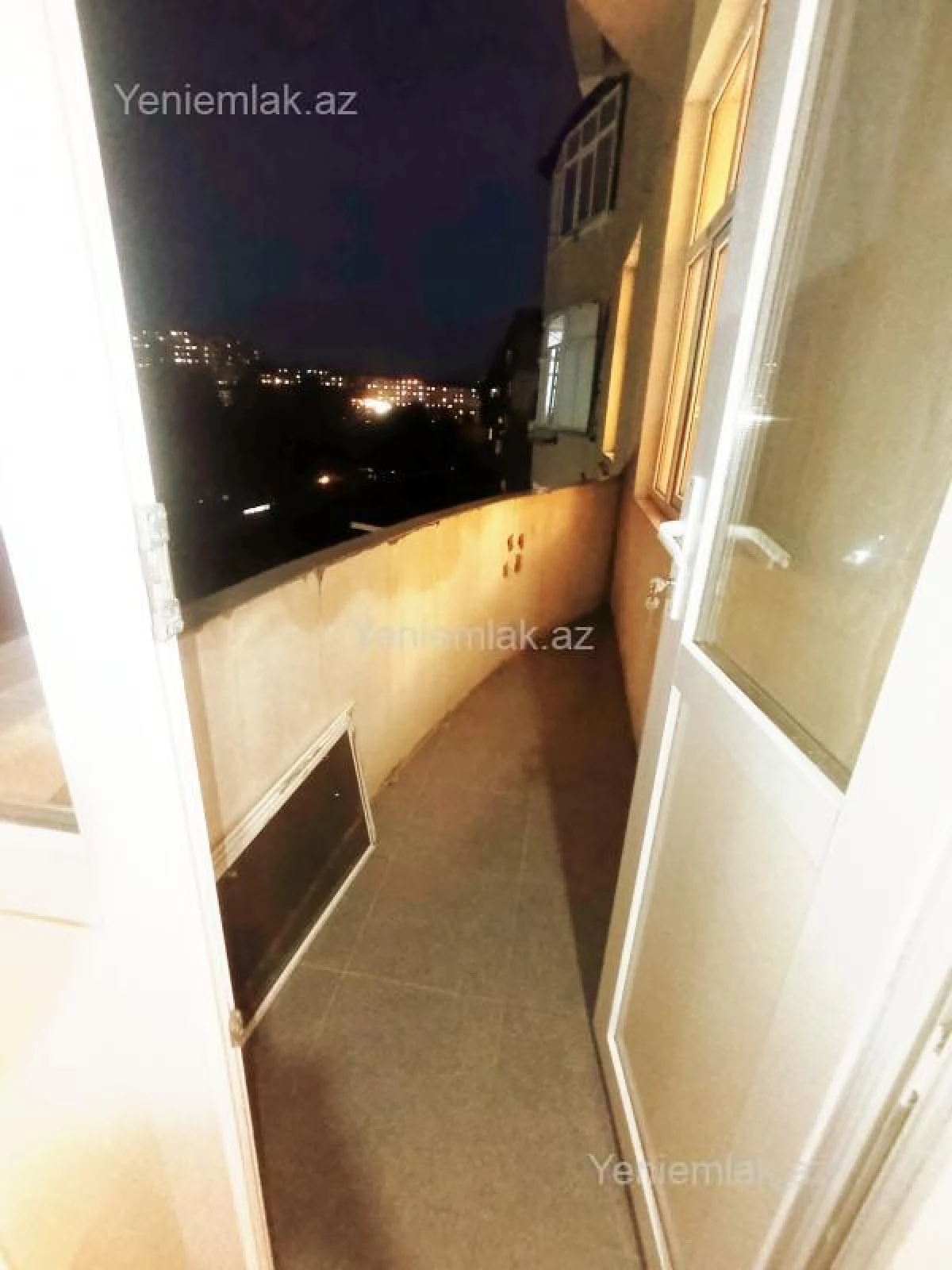 Satılır 2 otaqlı yeni tikili 100 m²