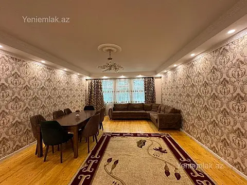 Satılır 7 otaqlı həyət evi 240 m²
