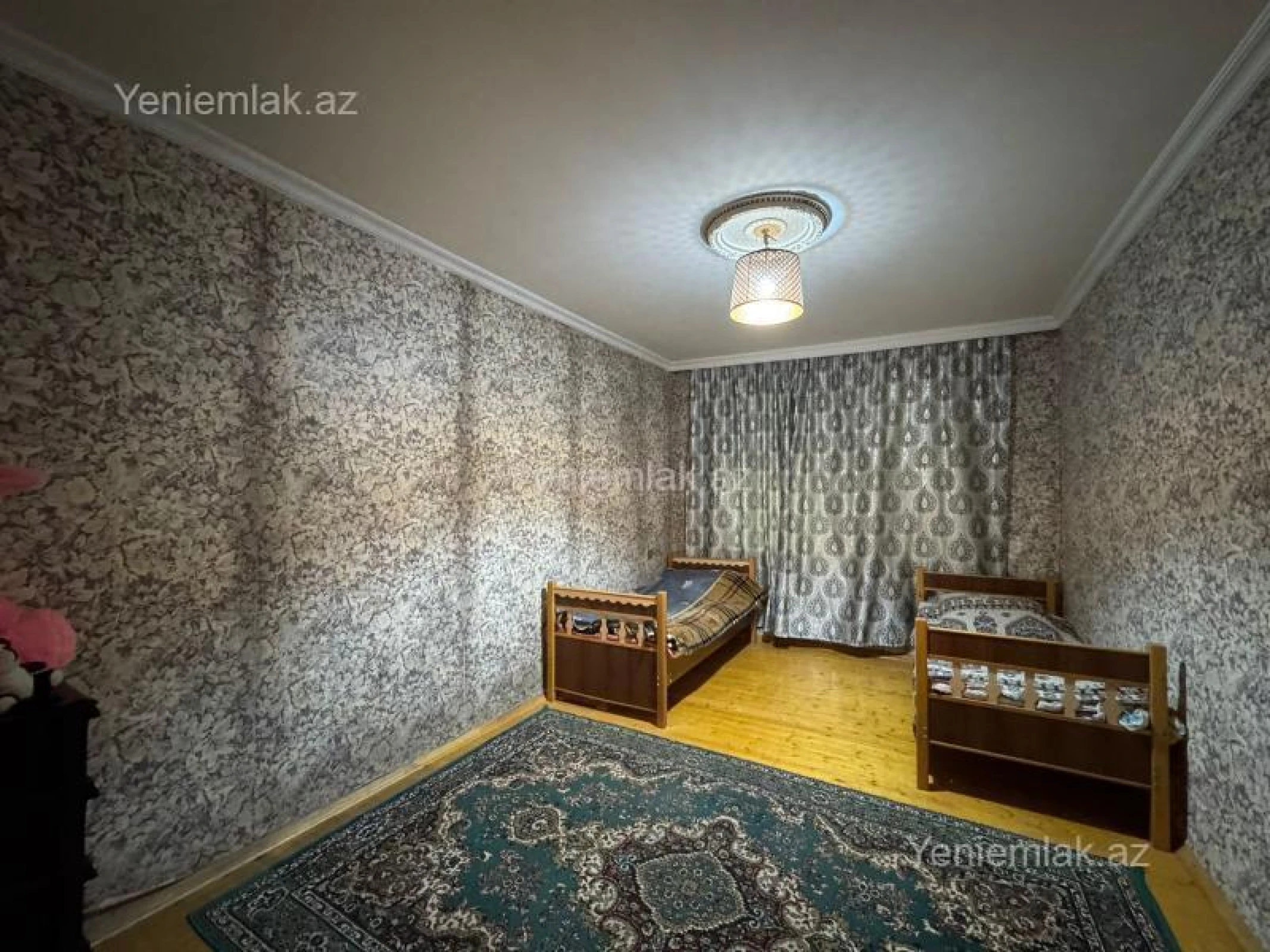 Satılır 7 otaqlı həyət evi 240 m²