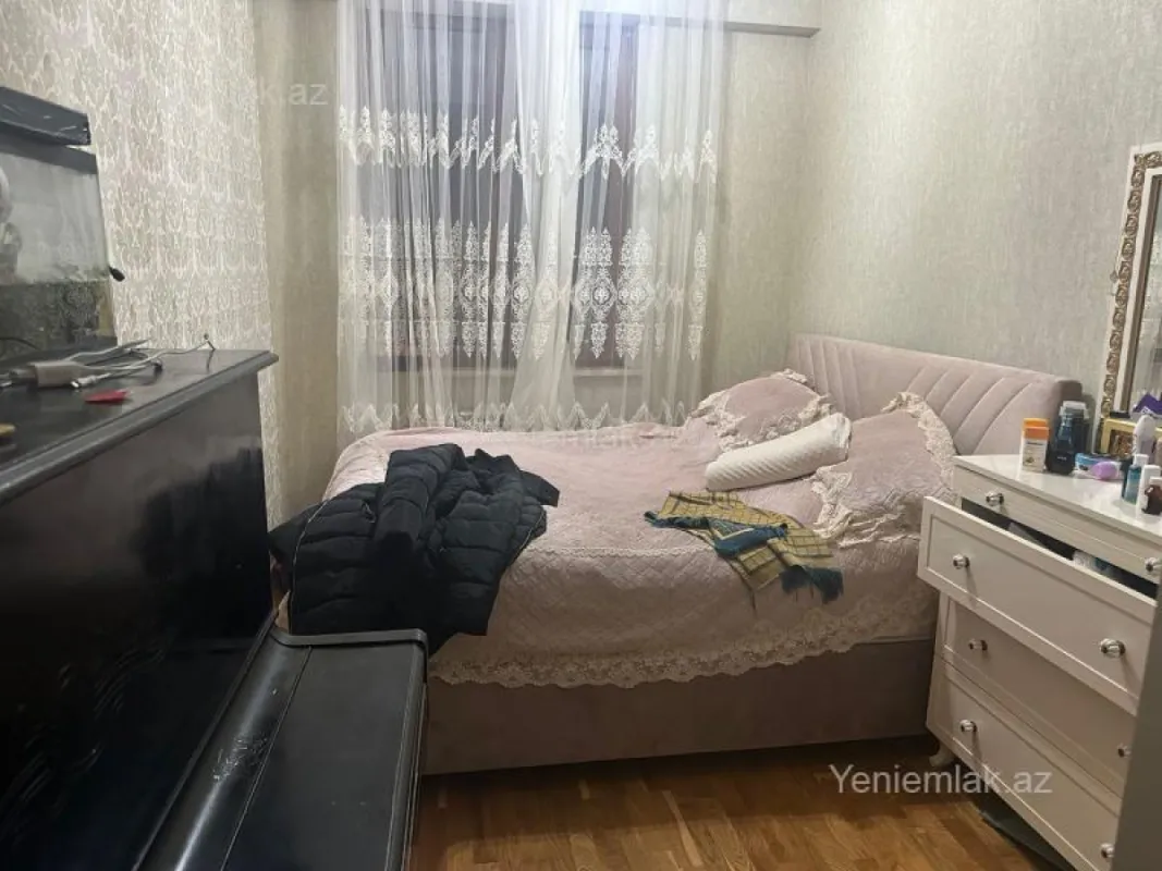 Satılır 3 otaqlı yeni tikili 72 m²